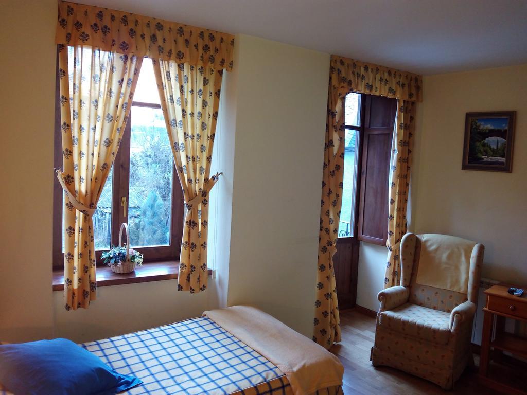 Casa Es Neres Hotel Les Bagian luar foto